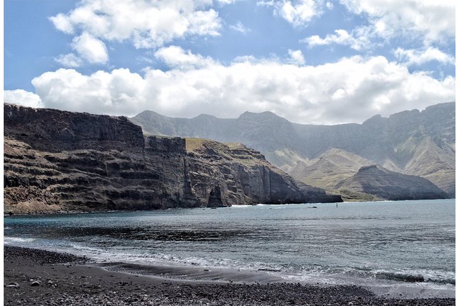 Las Palmas Shore Excursion: Private Volcanic Caldera, Teror Village and Wine-Tasting Tour - Directions