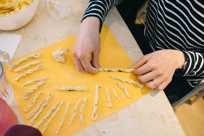 London Pasta Cooking Class and Lunch - Pricing and Additional Information