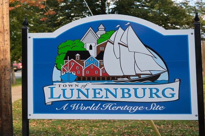 Lunenburg Small Group Express From Halifax Lobster Roll Lunch - Common Questions