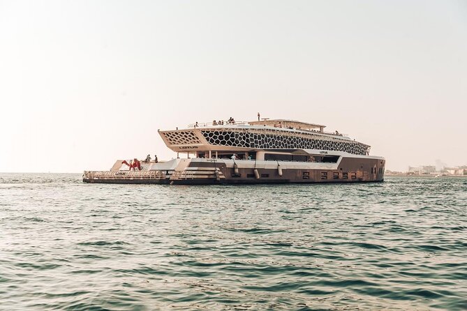 Luxury 7 Star Mega Yacht Dinner Cruise With International Buffet - The Sum Up