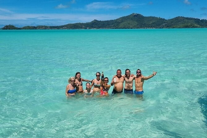 Luxury Half Day Catamaran Sailing Snorkeling & Floating Bar - Reservation and Payment