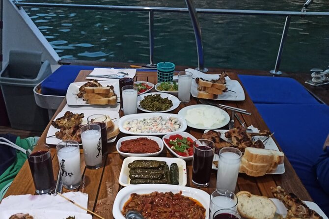 Marmaris and Icmeler Private Full-Day Boat Trip With Lunch - Exclusive Boat Trip Experience