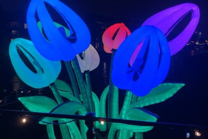 Mikes Amsterdam Light Festival Bike Tour With Gluhwein or Hot Chocolate - Common Questions