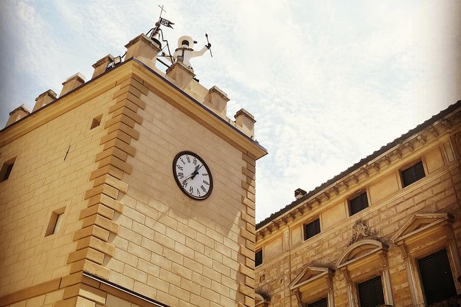Montepulciano Walking Tour and Wine Toast - The Sum Up