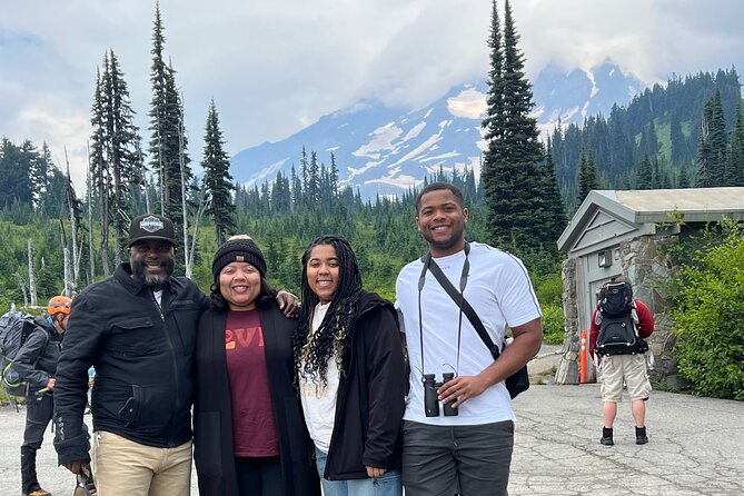 Mt Rainier Full Day (Luxury SUV CAPACITY for Six Passengers) - Price