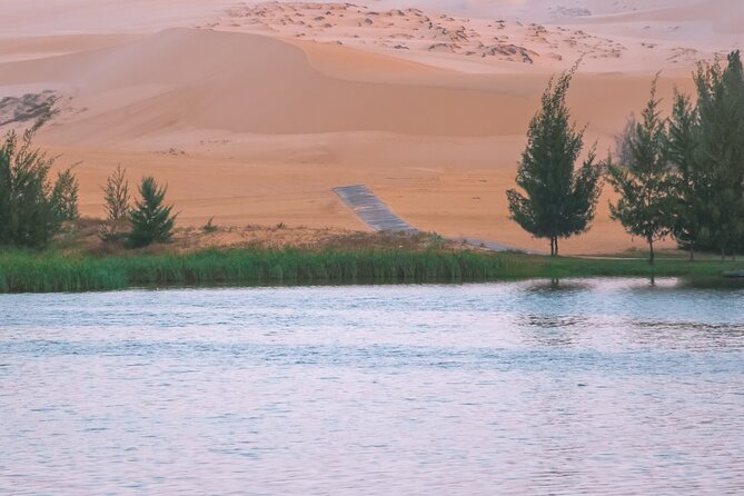 Mui Ne's White Lake During Sunset - Pricing and Booking