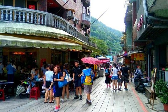 N116 Shijiu Old Street Qiandao Lake Secret World Gossip Tea Garden Day Tour (10h) - Questions and Assistance