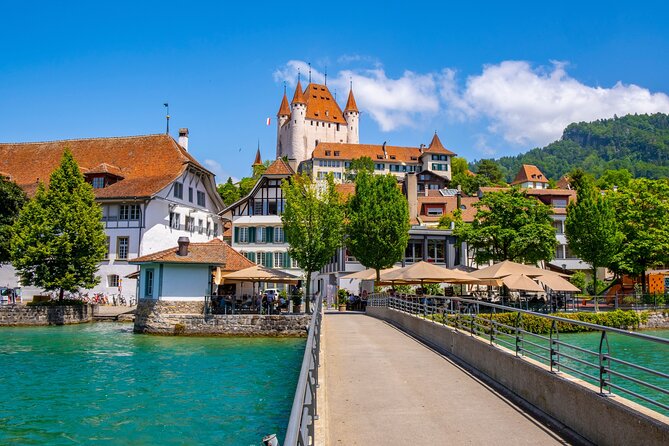 Nature Park Blue Lake, Suspension Bridge and City of Thun - Best Time to Visit and Tips