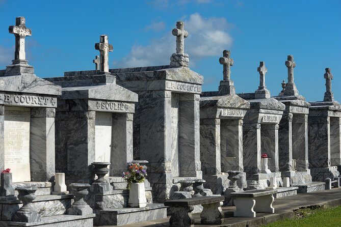 New Orleans St. Louis #3 Cemetery Walking Tour: Angels, Architecture and Ghosts - Traveler Reviews