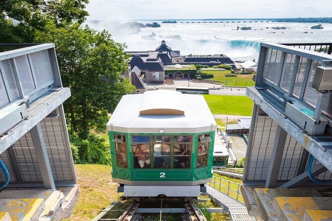 Niagara Falls Small Group Walking W/Boat & Behind the Falls Tour - Small Group Advantage