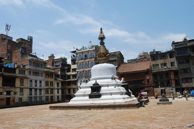 Old Kathmandu Walking Day Tour With Living Goddess Temple - Souvenir Shopping