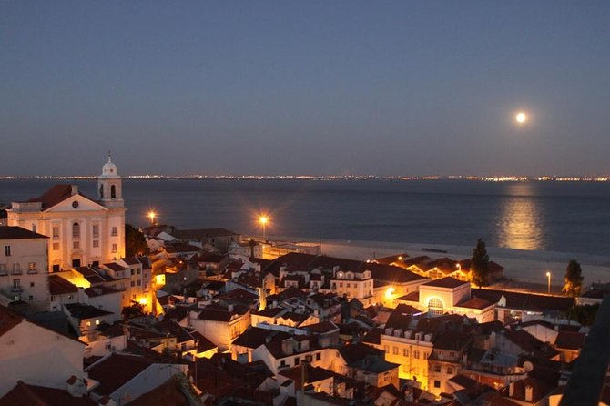 Old Lisbon: Alfama and São Jorge Neighborhoods 3-Hour Walking Tour - The Birth of Traditional Fado Music