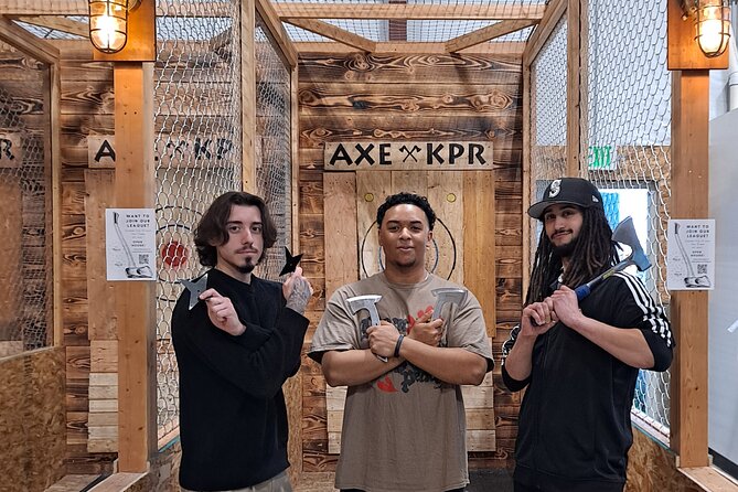 One Hour Axe Throwing Guided Experience in Tri-Cities - Convenient Location in Tri-Cities, Washington