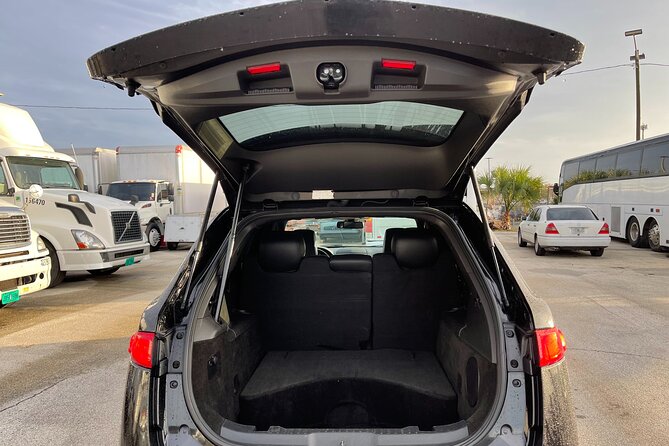 Orlando Airport MCO to Port Canaveral Luxury Sedan - Details and Expectations