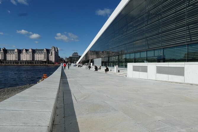Oslo City Walks - The City of Contrasts - Experiencing Oslos Modern Opera House