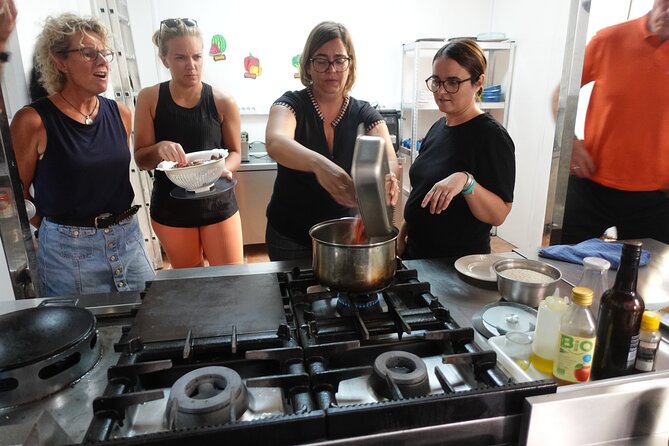 Paella and Sangria Cooking Workshop - Common Questions