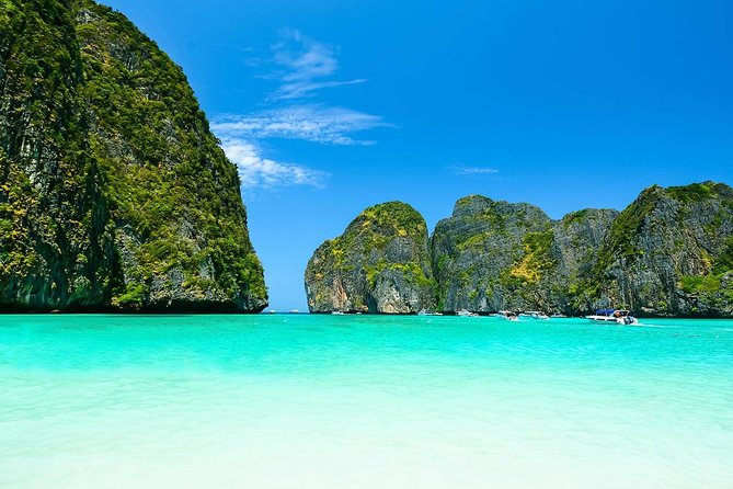 Phi Phi & Bamboo Islands Speedboat With Lunch - The Sum Up