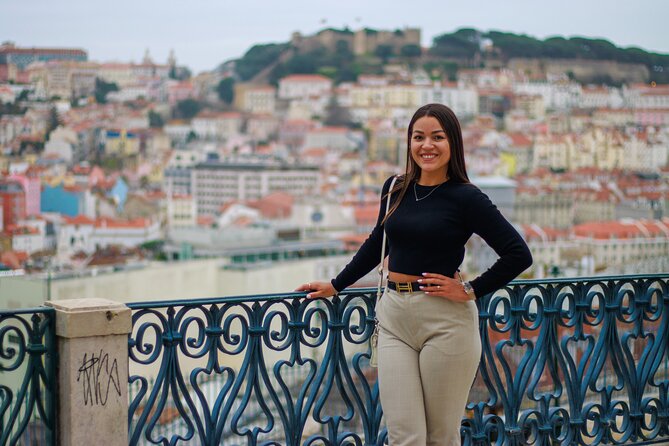 Photoshoot With a Local Professional Photographer in Lisbon - Professionalism, Expertise, and Recommended for Visitors