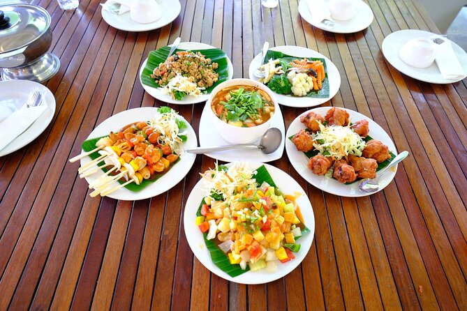 Phuket Luxury Traditional Boat Ride/Coral Island 08.30AM-01.30PM - Departure Details