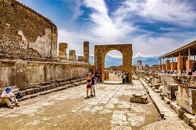Pompeii Tour With Lunch and Wine Tasting From Positano - Pricing and Payment Options