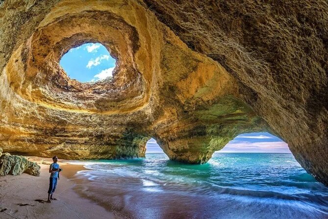 Portimão Private Boat Tour Caves Circuit and Coast Sightseeing - Customer Reviews