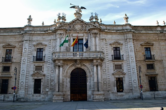 Private 4-Hour Walking Tour of Sevilla With Official Tour Guide - Common Questions