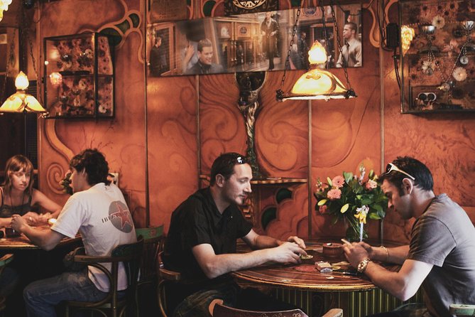 Private Amsterdam Red Light District and Coffee Shop Tour With Expert Guide - Reviews