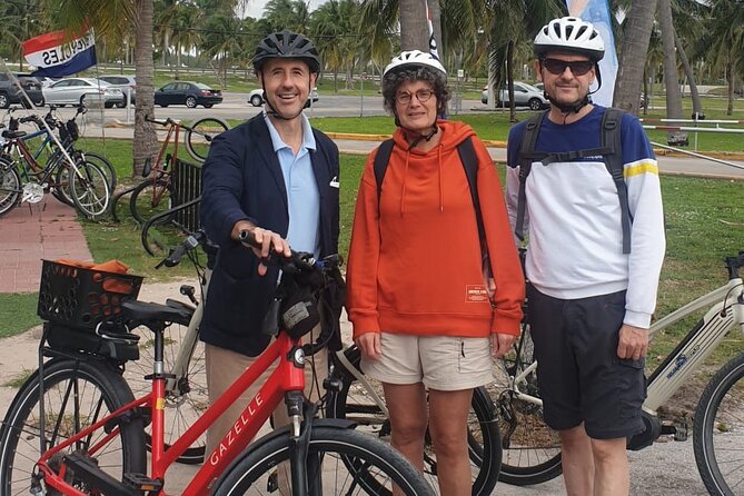 Private Custom Tour With Local Guide in Miami - Inclusions in the Tour Package
