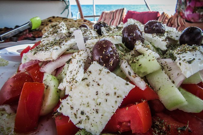 Private Day Cruise With Local Food and Wines Tasting Menu - Cruise Itinerary