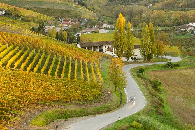 Private E-Bike Tour " Langhe Del Barbaresco " - Asphalt Only - Recommended Packing List