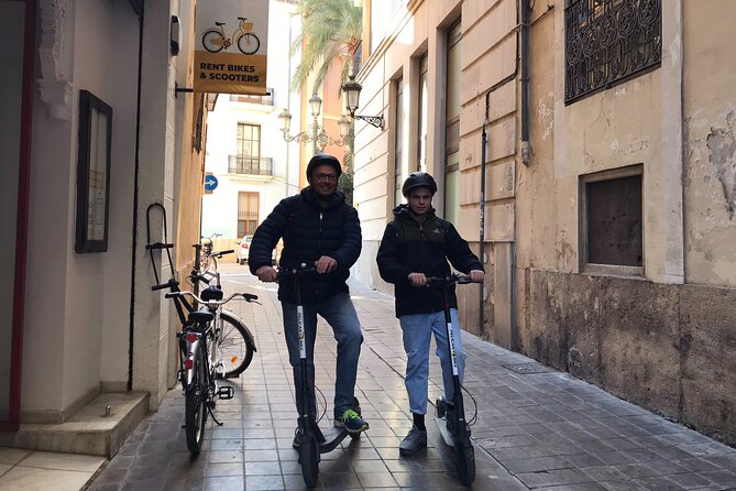Private E-Scooter Tour City of Art and Science in Valencia City - Cancellation Policy