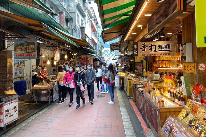 Private Forest Trail Day Tour in New Taipei - Itinerary