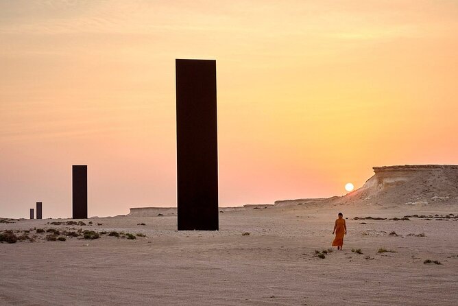 Private Full Day Guided West of Qatar Tour and Desert Safari - Gourmet Dining Options During the Tour