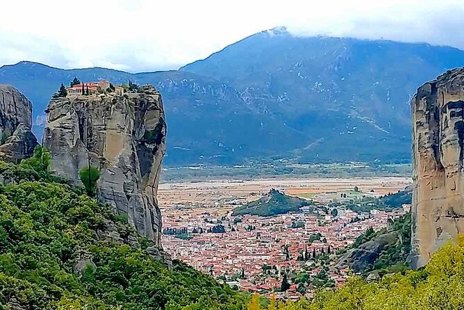 Private Full Day Tour to Meteora From Volos - Reviews