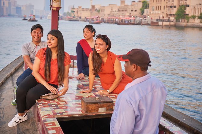 Private Historic Old Dubai and Souks Walking Tour Featuring Hidden Gems - Discover the Vibrant Souks
