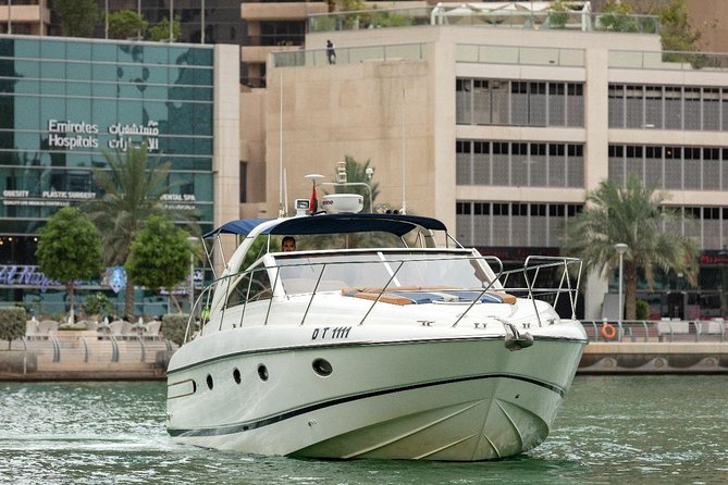 Private Luxury Everest Yacht Cruise From Dubai Marina - Landmarks and Stops Along the Cruise