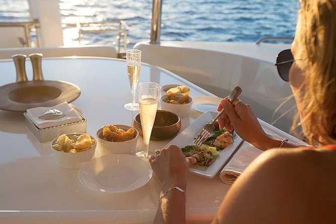 Private Oahu Sunset Charter With Tasting and Drinks - Tasting and Drinks Included