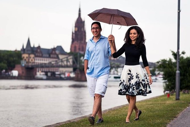 Private Photo Session With a Local Photographer in Frankfurt - Common Questions