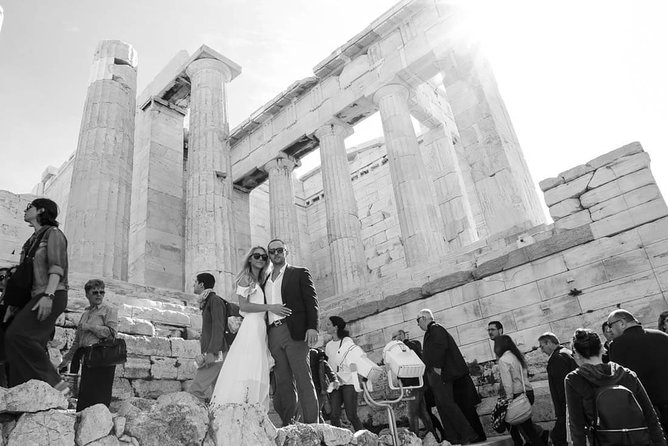 Private Photo Session With a Local Photographer in Thessaloniki - Common Questions