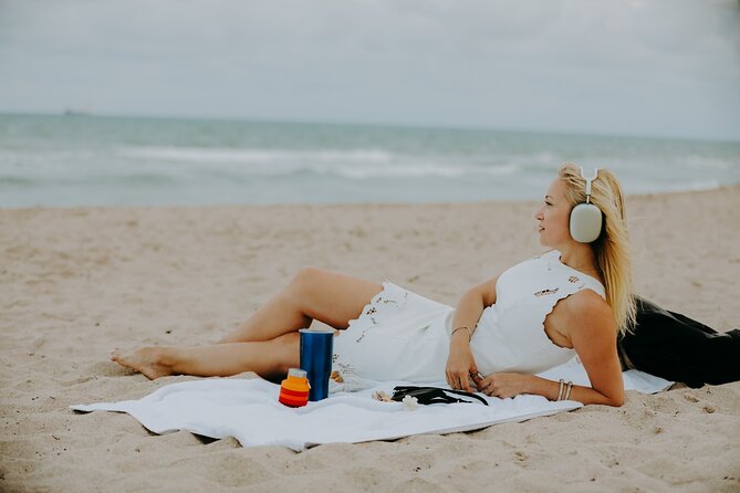 Private Professional Holiday Photoshoot in Miami Beach - Directions