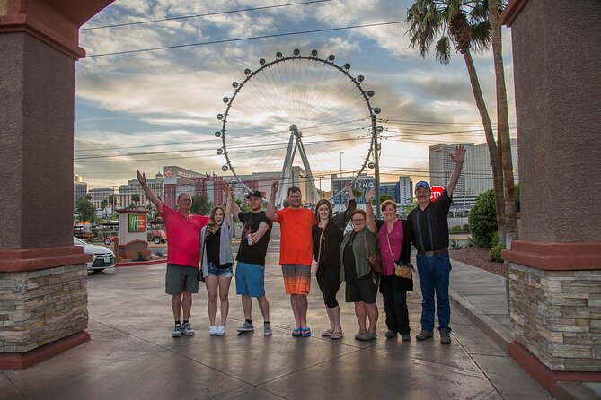 Private Strip Walking Tour With Professional Photographer - Reviews and Recommendations