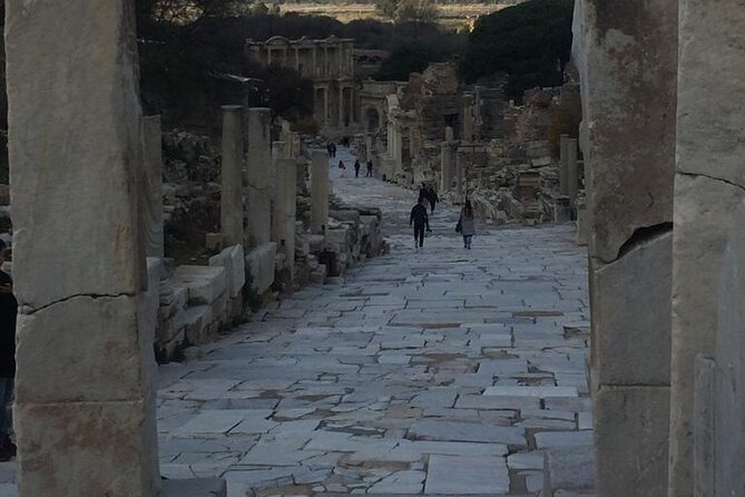 Private Tour From Izmir to Ephesus, Artemission, Virgin Mary House Incl. Lunch - Common Questions