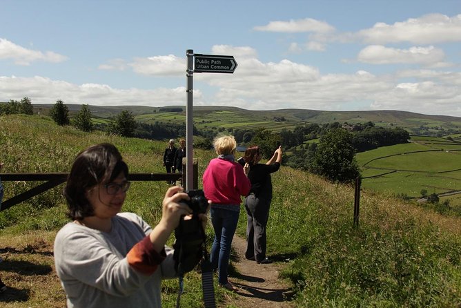 Private Tour - Haworth, Bolton Abbey and Yorkshire Dales Day Trip From Harrogate - Customer Reviews and Ratings