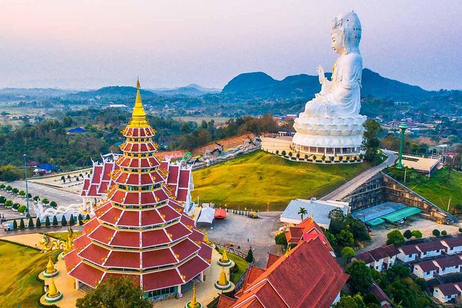 Private Tour: Incredible Temples of Chiang Rai - Traveler Photos