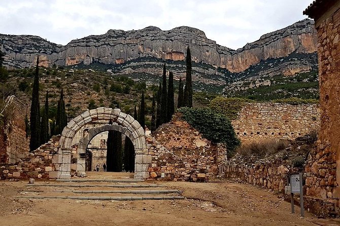 Private Tour Siurana Escaladei & Wines - Pick up Hotel From Salou/Tarragona - Common Questions