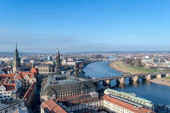 Private Transfer From Dresden to Prague - Common Questions