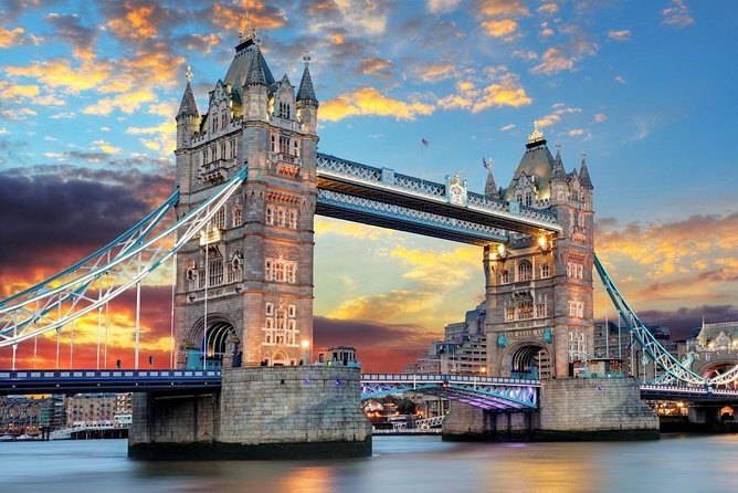 Private Transfer: Port of Southampton to London in Luxury Van - Luxury Van Features