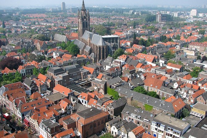 Private Walking Tour: Delfts Royal History and Pottery - Optional Visit to Royal Delft