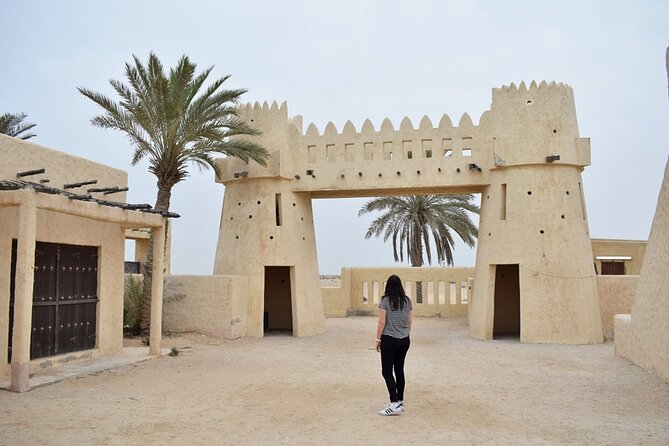 Qatar West Coast Tour to Richard Serra Sculpture and Mushroom Rock Formation - Meeting and Pickup Details
