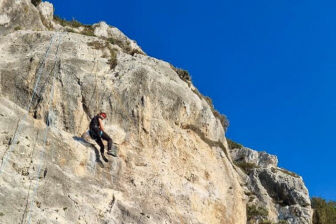Rock Climbing Experience in Corfu for Beginners - Requirements and Health Considerations
